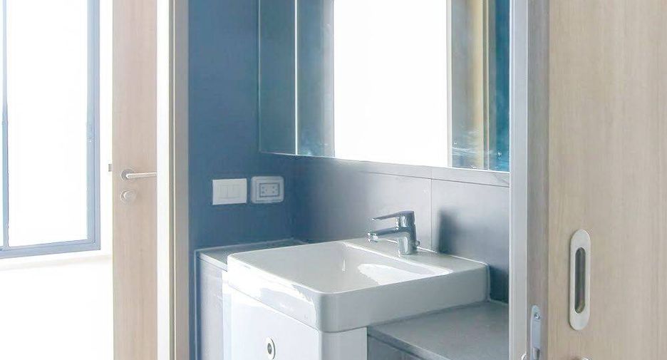 For sale 2 bedrooms condo in Pathum Wan, Bangkok