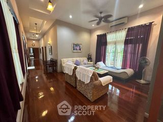 For sale 3 bedrooms villa in Bang Lamung, Chonburi