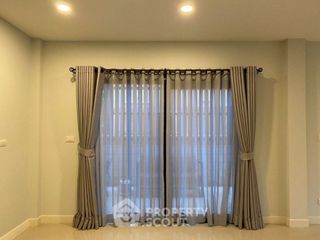 For sale 3 bedrooms house in Thung Khru, Bangkok