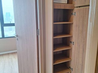 For sale 2 bedrooms condo in Huai Khwang, Bangkok