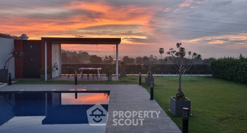 À vendre 3 chambres villa à Bang Lamung, Chonburi