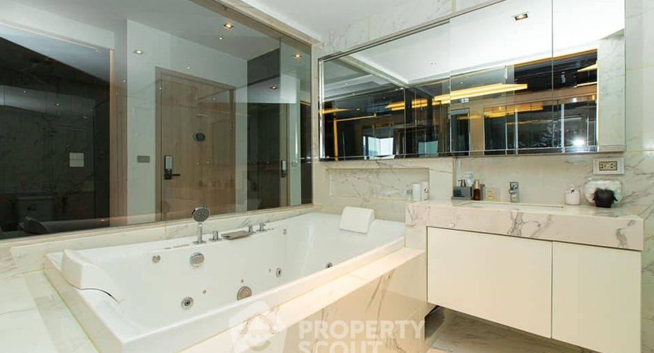 For sale 1 bed condo in Watthana, Bangkok