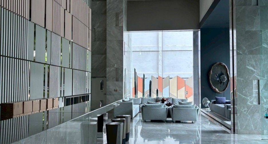 For sale 2 ベッドルーム condo in Khlong San, Bangkok