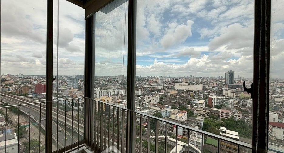 For sale 2 ベッドルーム condo in Khlong San, Bangkok