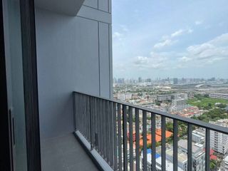 For sale 2 bedrooms condo in Phaya Thai, Bangkok