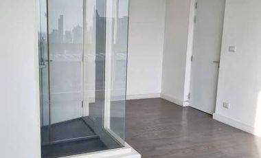 Condo en venta de 2 habitaciones en Ratchathewi, Bangkok