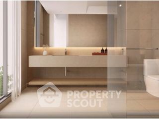 For sale 4 bedrooms townhouse in Yan Nawa, Bangkok