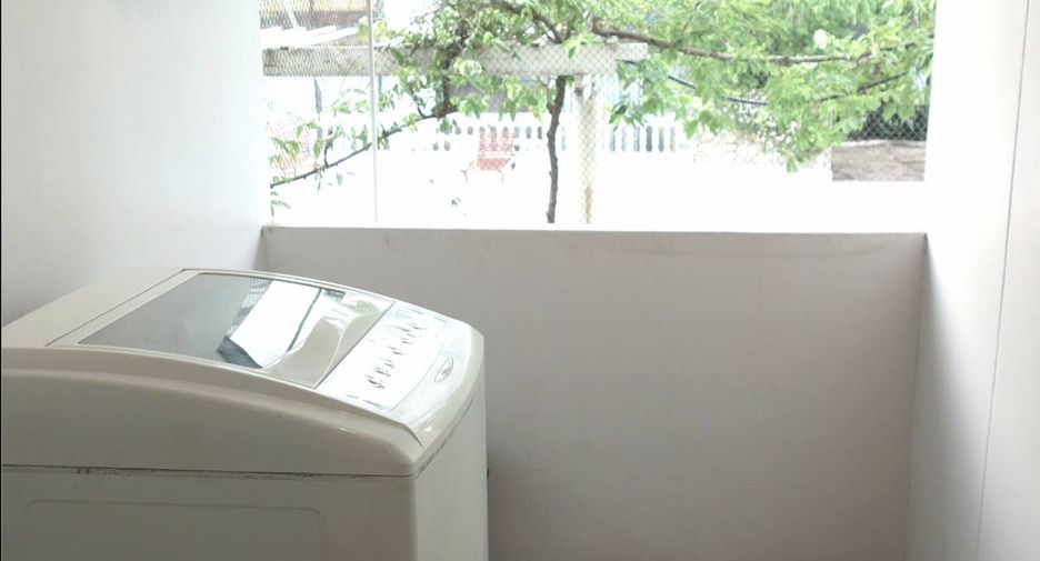 For sale 2 bedrooms condo in Watthana, Bangkok
