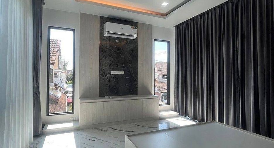 ขาย 3 ห้องนอน วิลล่า ใน พัทยาตะวันออก, พัทยา