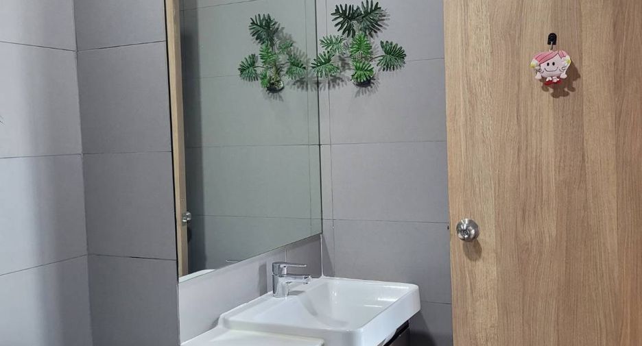 Продажа 1 кровать кондо в Ратчатхещи, Бангкок