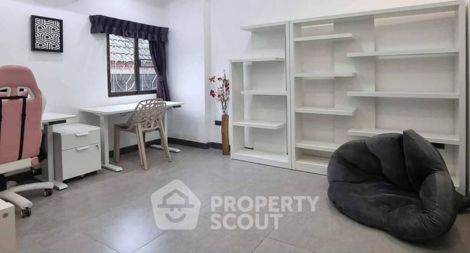 Haus zum Kauf mit 3 Zimmer in Bang Lamung, Chonburi