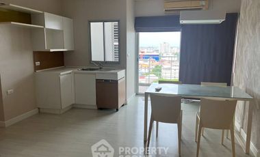 Продажа 2 спальни кондо в Чатучак, Бангкок