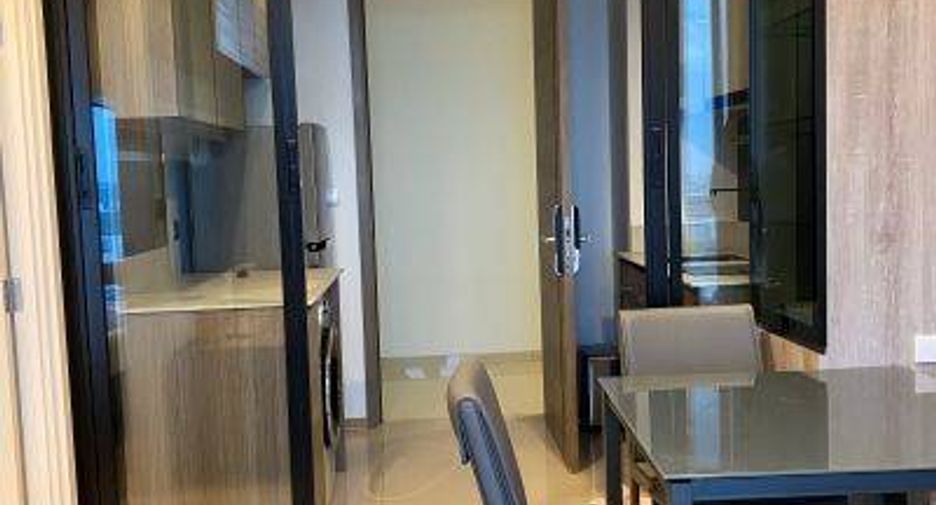 For sale 1 bed condo in Phaya Thai, Bangkok