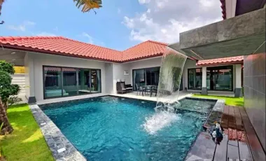 For sale 3 bedrooms villa in Huay Yai, Pattaya