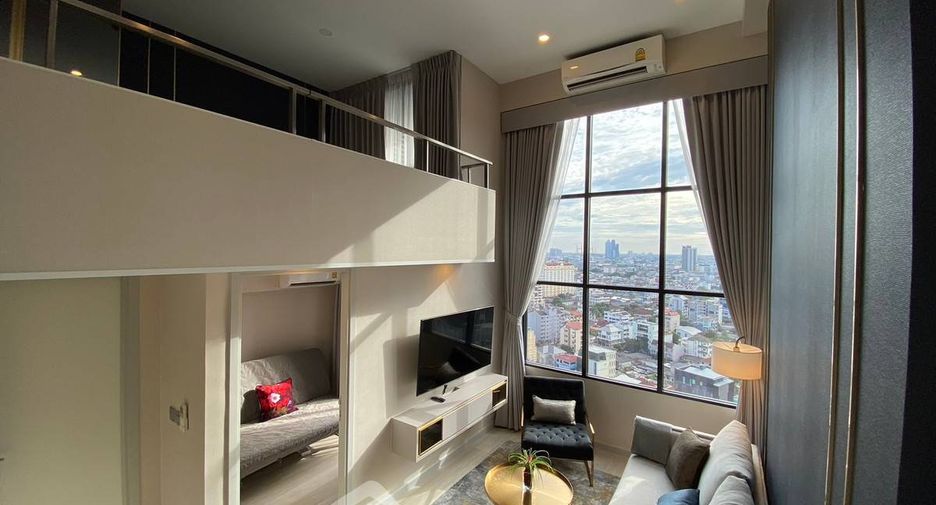 For sale 1 bed condo in Sathon, Bangkok