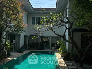 À vendre 4 chambres maison à Suan Luang, Bangkok