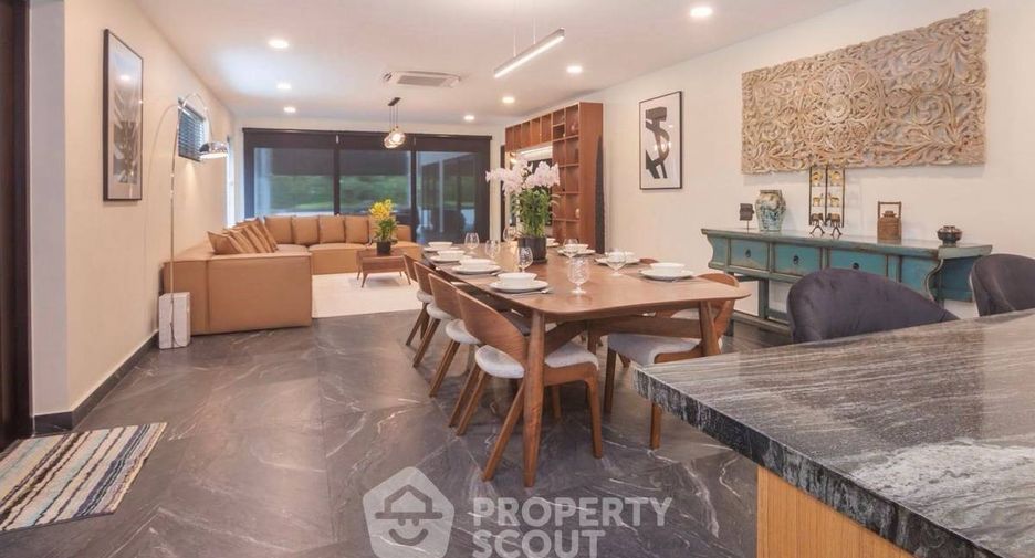 Villa en venta de 4 habitaciones en Bang Lamung, Chonburi