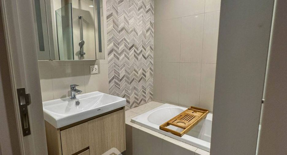 Condo en venta de 1 habitaciones en Khlong Toei, Bangkok