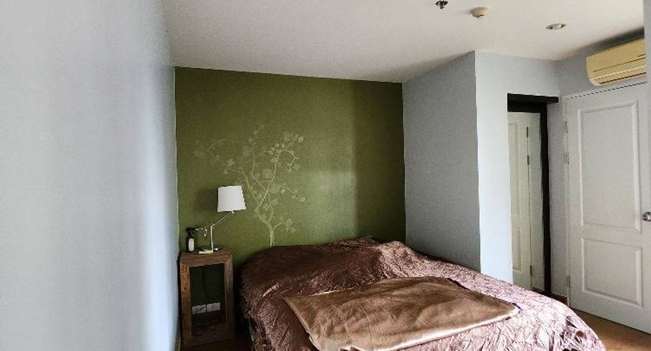 For sale 2 bedrooms condo in Phra Khanong, Bangkok