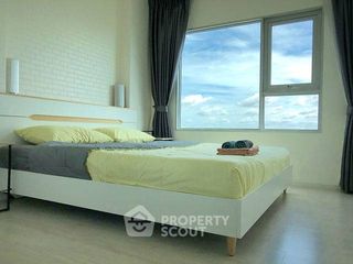 For sale 1 bed condo in Thon Buri, Bangkok