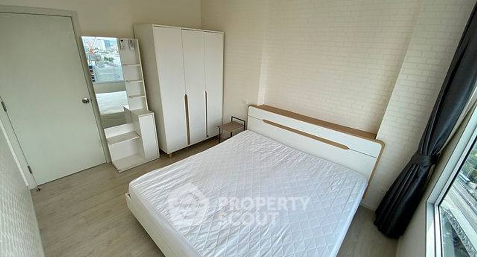 For sale 1 bed condo in Thon Buri, Bangkok