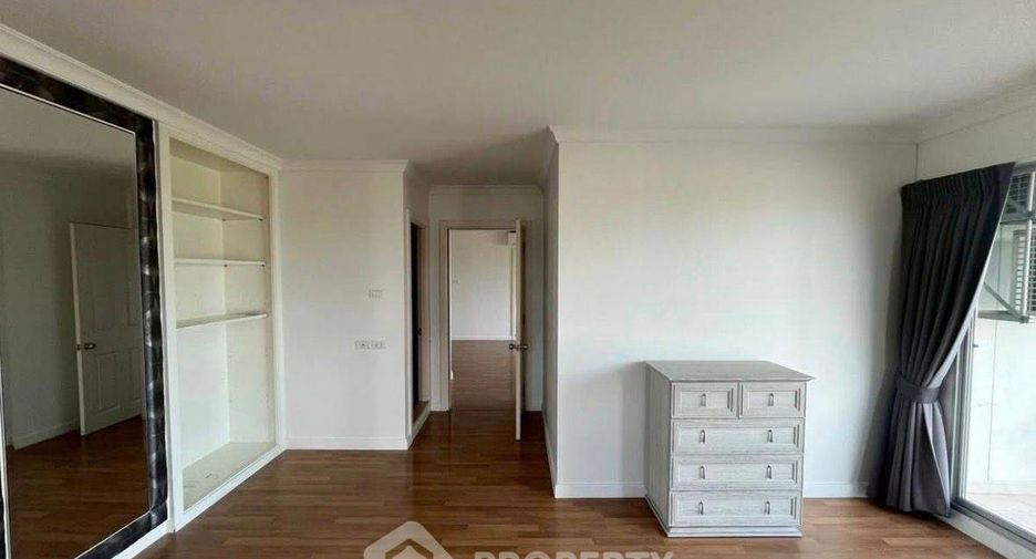 ขาย 2 ห้องนอน คอนโด ใน ห้วยขวาง, กรุงเทพฯ