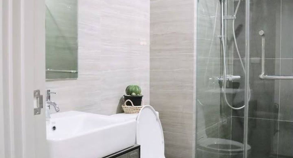 For sale 1 bed condo in Bang Phlat, Bangkok