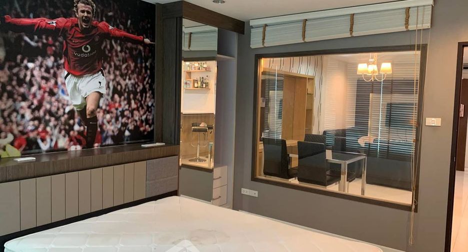 For sale 1 bed condo in Watthana, Bangkok