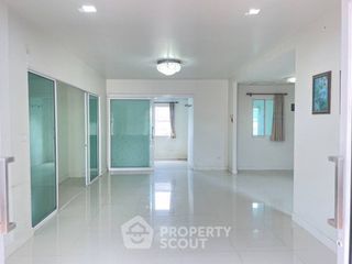 For sale 4 ベッドルーム house in Mueang Chon Buri, Chonburi
