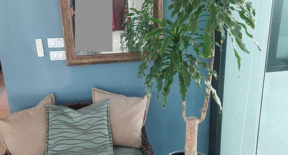 Casa en venta de 4 habitaciones en Mueang Chon Buri, Chonburi