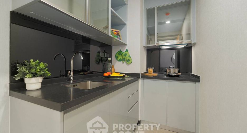 For sale 1 bed condo in Yan Nawa, Bangkok