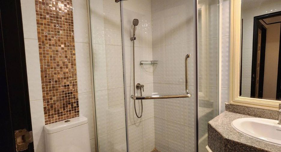 For sale 1 bed condo in Suan Luang, Bangkok