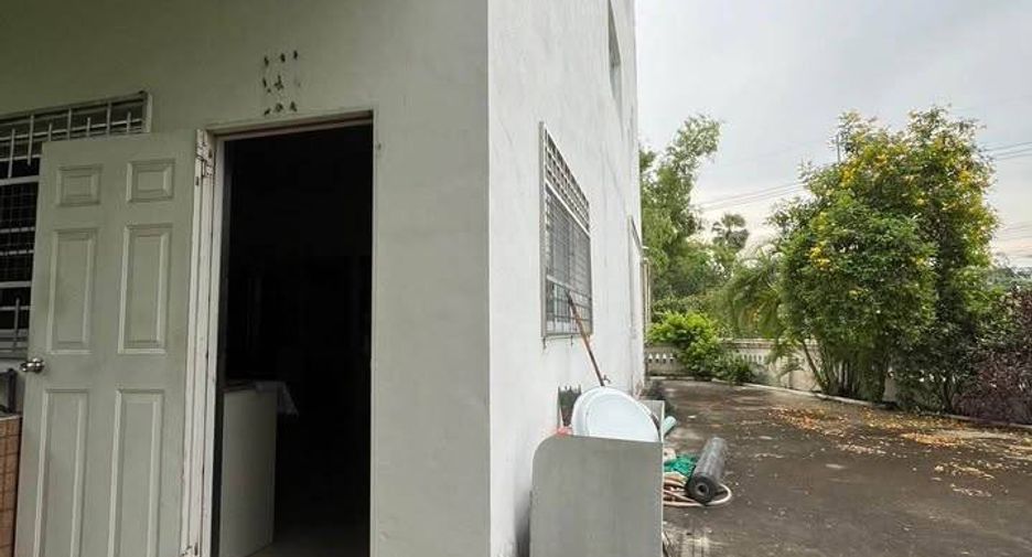 Haus zum Kauf mit 7 Zimmer in Mueang Chon Buri, Chonburi