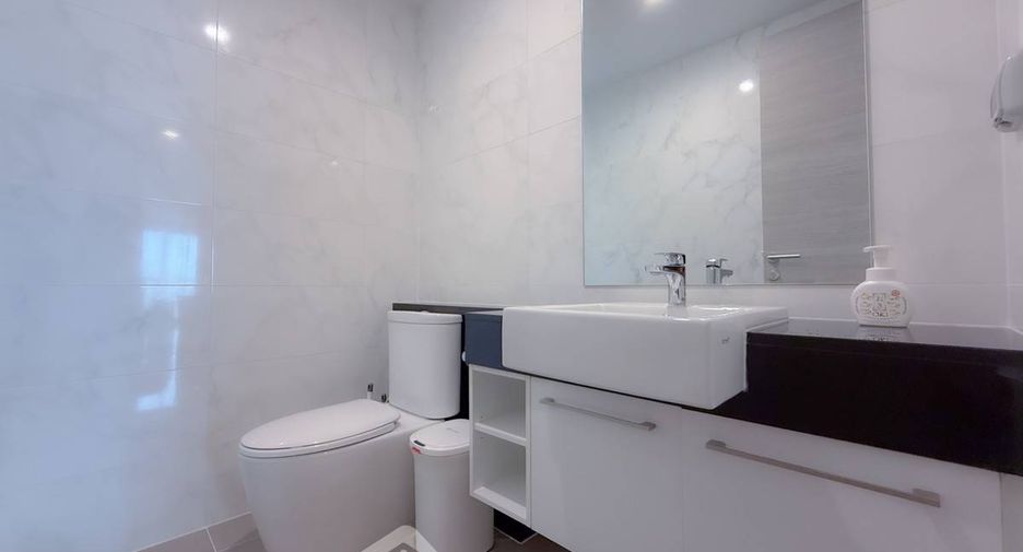 À vendre 3 chambres condo à Yan Nawa, Bangkok