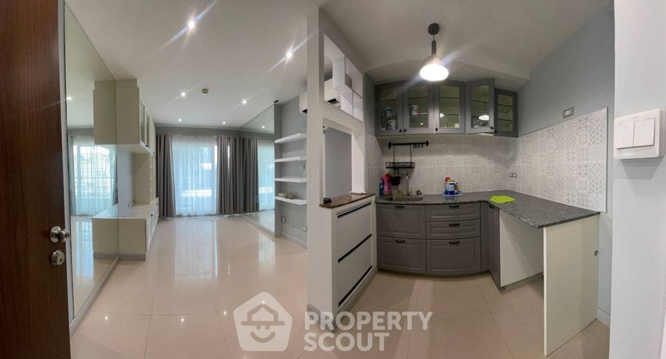 For sale 1 bed condo in Huai Khwang, Bangkok