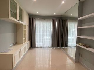 Продажа 1 кровать кондо в Хуаи Кхщанг, Бангкок
