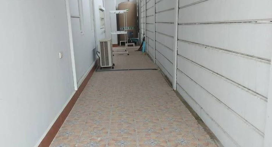 Casa en venta de 4 habitaciones en Bang Khun Thian, Bangkok