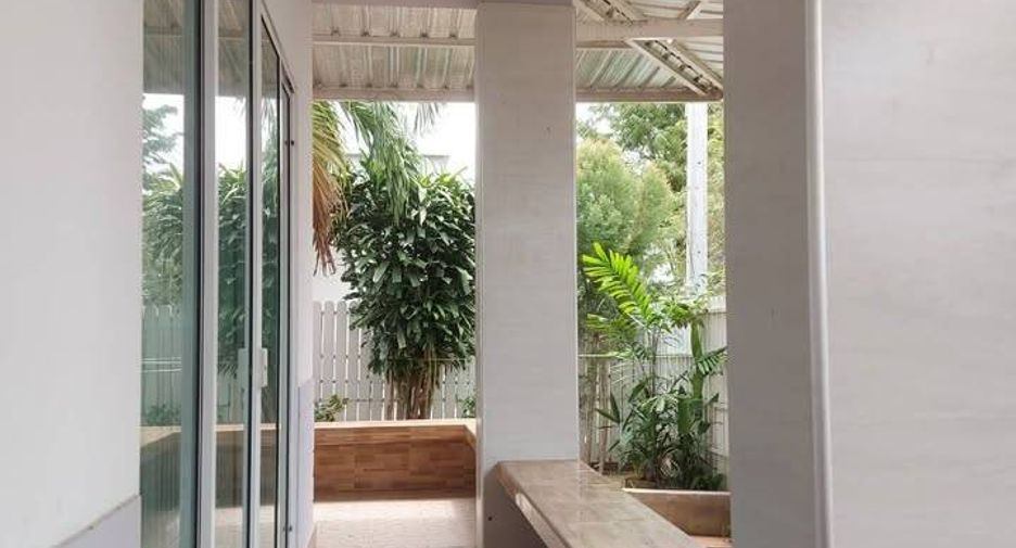 Casa en venta de 4 habitaciones en Bang Khun Thian, Bangkok