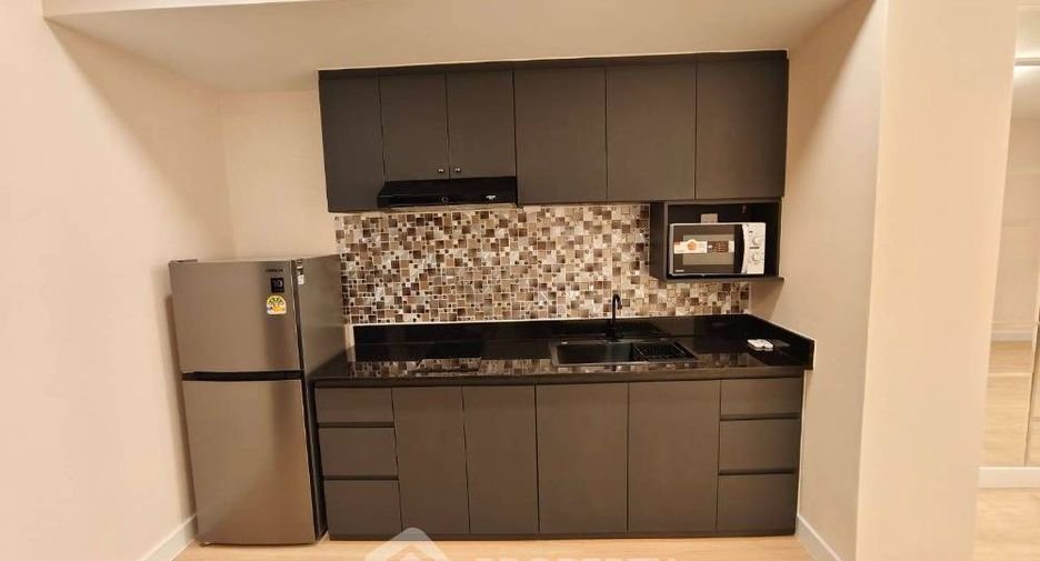 For sale 1 bed condo in Sathon, Bangkok