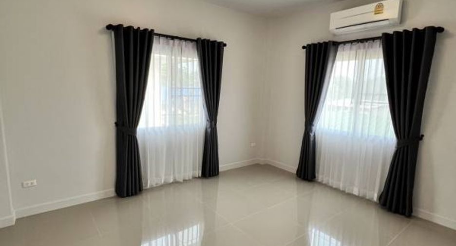 For sale 3 bedrooms house in Mueang Chon Buri, Chonburi