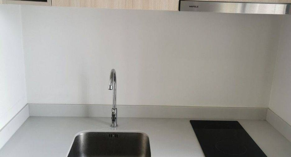 For sale 1 bed condo in Bang Na, Bangkok