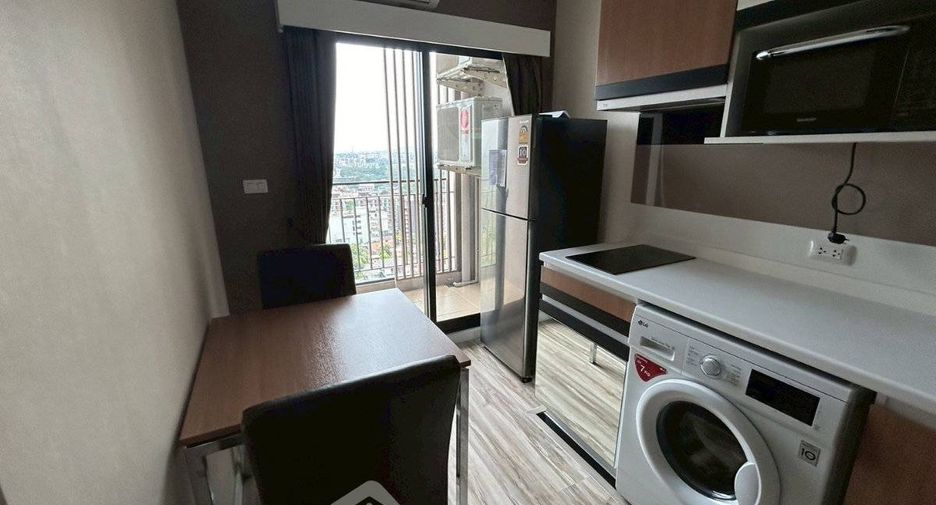 For sale 1 bed condo in Si Racha, Chonburi