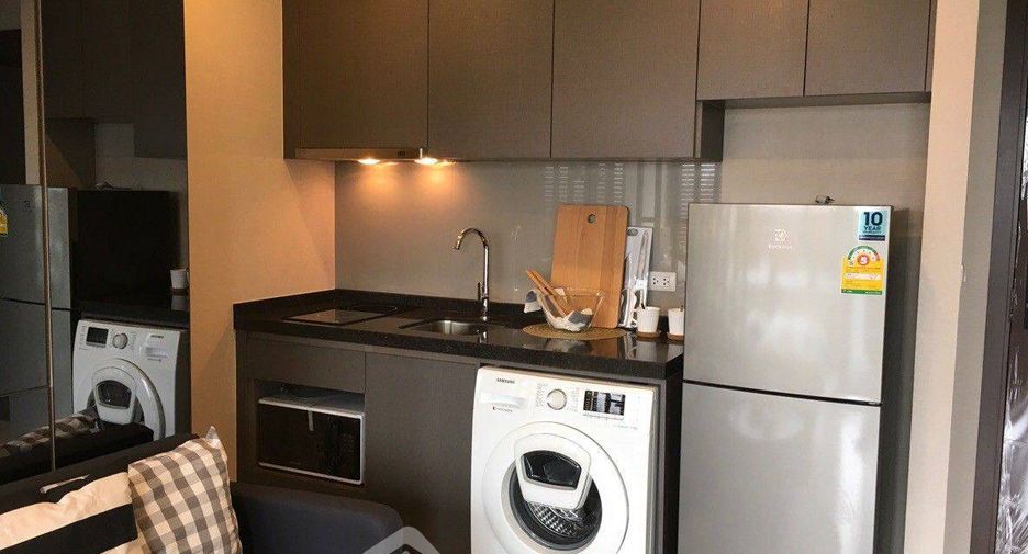 For sale 1 bed condo in Huai Khwang, Bangkok
