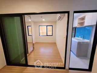 For sale 1 bed condo in Wang Thonglang, Bangkok