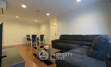 For sale 3 bedrooms condo in Khlong Toei, Bangkok