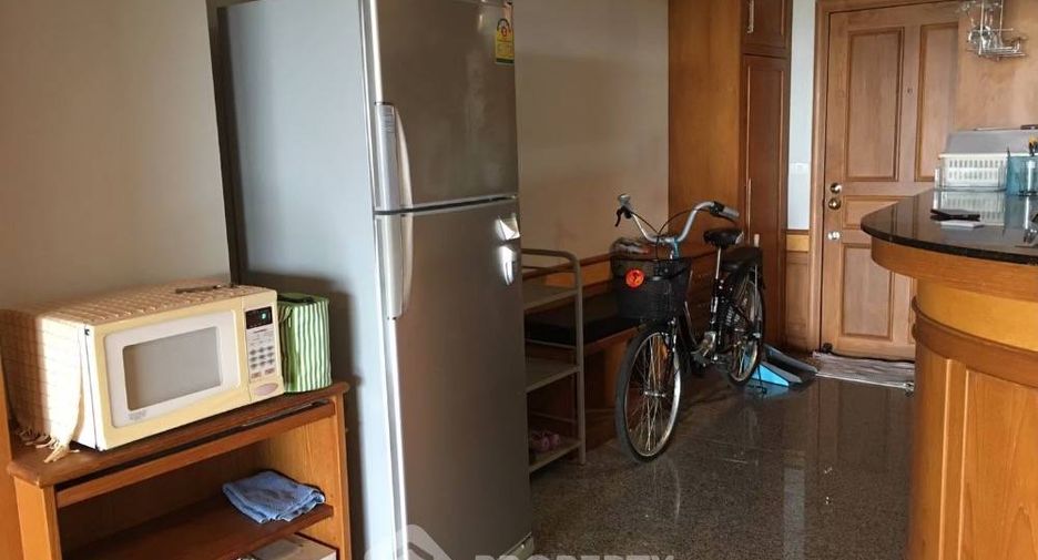 For sale 3 bedrooms condo in Mueang Chon Buri, Chonburi