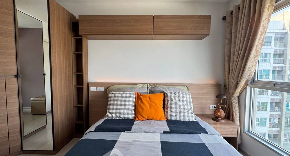 For sale 2 bedrooms condo in Chom Thong, Bangkok