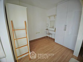 For rent and for sale 2 bedrooms condo in Ratchathewi, Bangkok