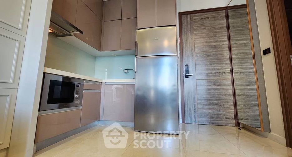 For sale 1 bed condo in Phra Khanong, Bangkok