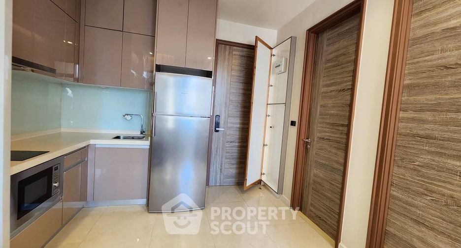 For sale 1 bed condo in Phra Khanong, Bangkok